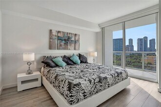 4250 Biscayne Blvd in Miami, FL - Building Photo - Building Photo