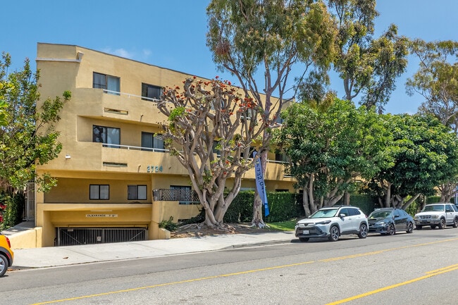 2724 Abbot Kinney Blvd. in Venice, CA - Building Photo - Building Photo