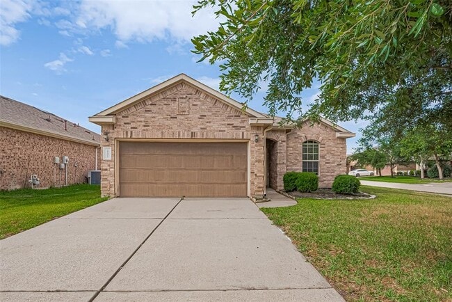 property at 18302 Red Oak Manor Ln