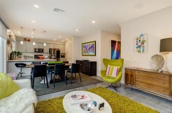 11622 Eldridge Ave in Los Angeles, CA - Building Photo - Building Photo