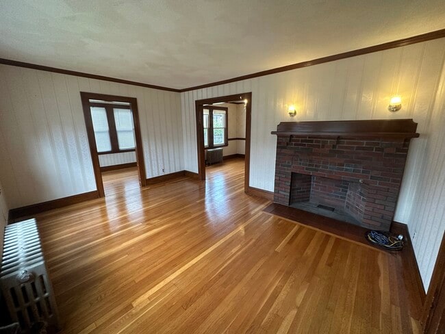 235 Ashcroft Rd in Medford, MA - Building Photo - Building Photo