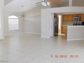 1518 SE 5th Pl in Cape Coral, FL - Building Photo - Building Photo