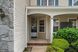 26 Allison Ct in Monmouth Junction, NJ - Building Photo - Building Photo