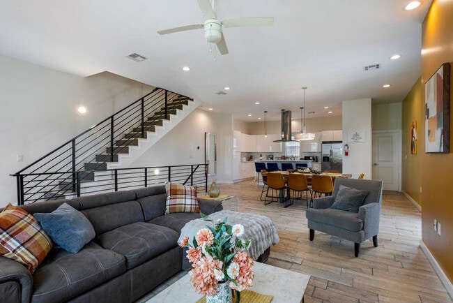 3737 Bienville Ave in New Orleans, LA - Foto de edificio - Building Photo