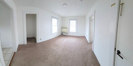 129 E Main St, Unit Apt 2 in Morenci, MI - Building Photo - Building Photo