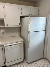 211 NE 8th Ave in Hallandale Beach, FL - Building Photo - Building Photo