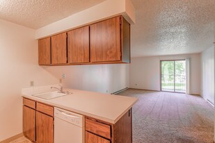 Crosspointe Apartments in Spokane, WA - Building Photo