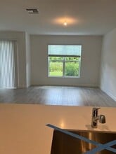 4393 Hammock Grove Dr in Lake Worth, FL - Building Photo - Building Photo