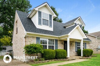 4607 Braves Ln in Louisville, KY - Building Photo - Building Photo