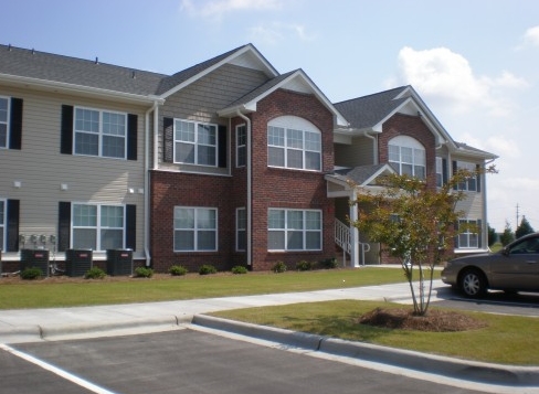 Carriage Hills Apartments in Lumberton, NC - Foto de edificio