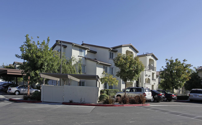 Fairbanks Ridge in San Diego, CA - Building Photo - Building Photo