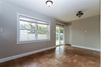 104 Ramona Cir in Palm Harbor, FL - Building Photo - Building Photo