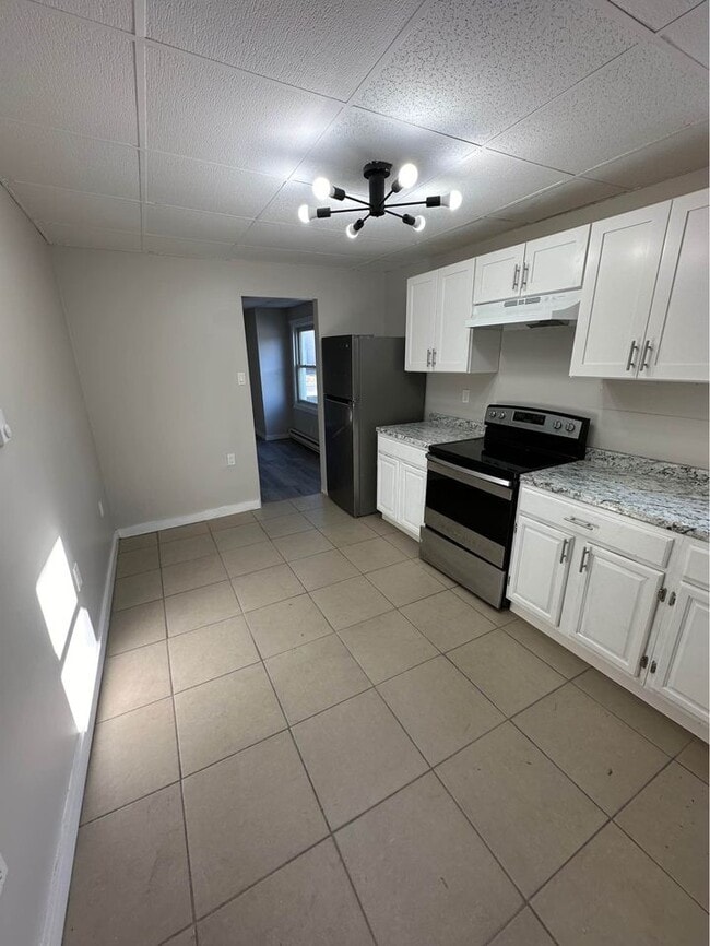 1807 Luzerne St in Scranton, PA - Building Photo - Building Photo