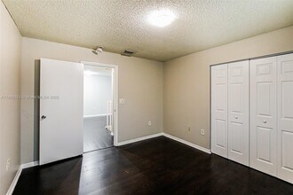 10301 SW 18th St in Miramar, FL - Building Photo - Building Photo