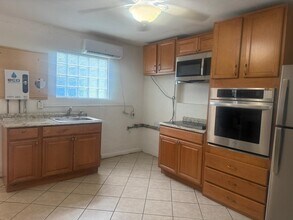 1466 S Congress Ave in West Palm Beach, FL - Building Photo - Building Photo