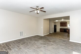 5118 Upper Elm St in Atlanta, GA - Building Photo - Building Photo