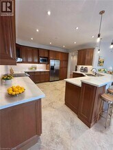 93 Tremaine Dr in Kitchener, ON - Building Photo - Building Photo