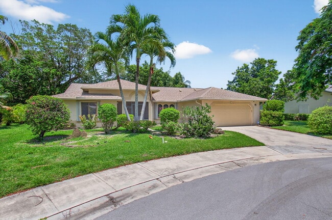 2925 Riviera Dr in Delray Beach, FL - Building Photo - Building Photo