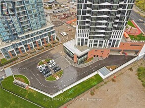 25 Wellington St S in Kitchener, ON - Building Photo - Building Photo