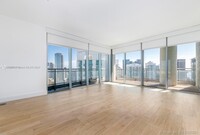 90 SW 3rd St, Unit 4004 in Miami, FL - Building Photo - Building Photo