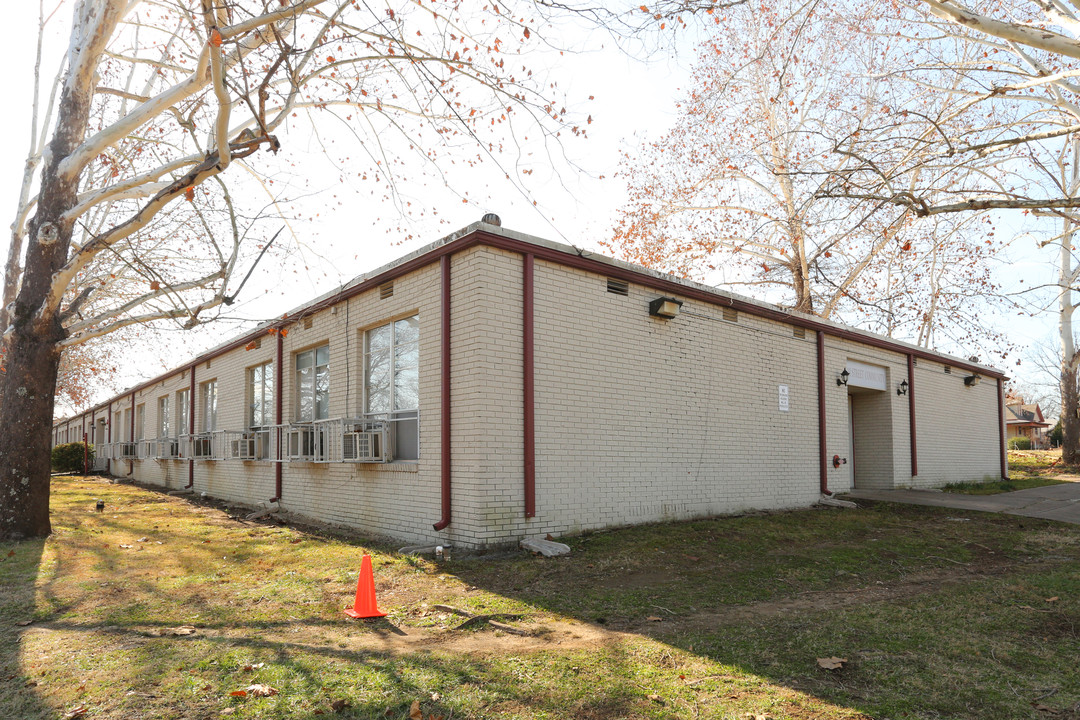 Elm Street Community in Little Rock, AR - Foto de edificio