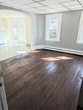 17 Autumn St in Gardiner, ME - Building Photo - Building Photo