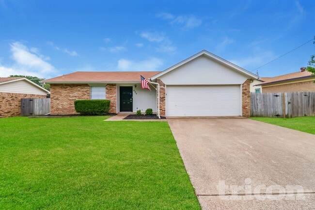 824 Hollow Creek Rd