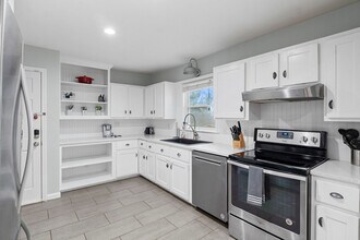 218 Brandon Rd in Knoxville, TN - Building Photo - Building Photo