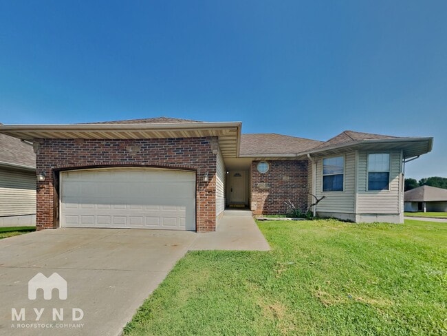 property at 417 Cottage Pl