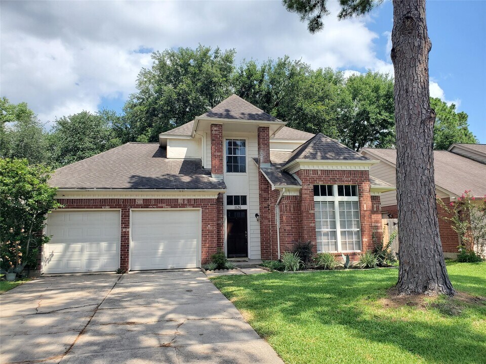 1126 Indian Autumn Trce in Houston, TX - Building Photo