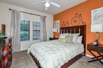 Sanctuary at Eagle Creek in Orlando, FL - Foto de edificio - Building Photo