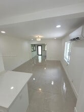 2823 Polk St in Hollywood, FL - Building Photo - Building Photo