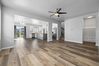 318 S Sunset Point Way in Meridian, ID - Building Photo - Building Photo