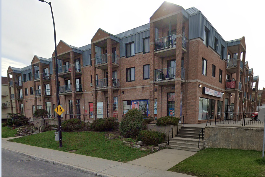 9136 Perras Boul in Montréal, QC - Building Photo