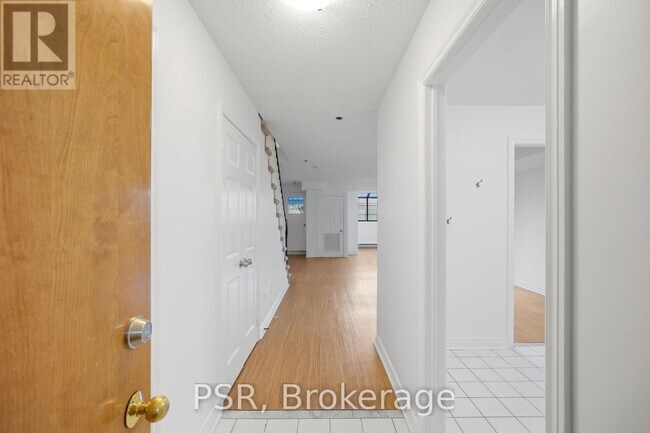 3314 Yonge St in Toronto, ON - Building Photo - Building Photo