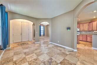 201 Palmarosa St in Henderson, NV - Building Photo - Building Photo
