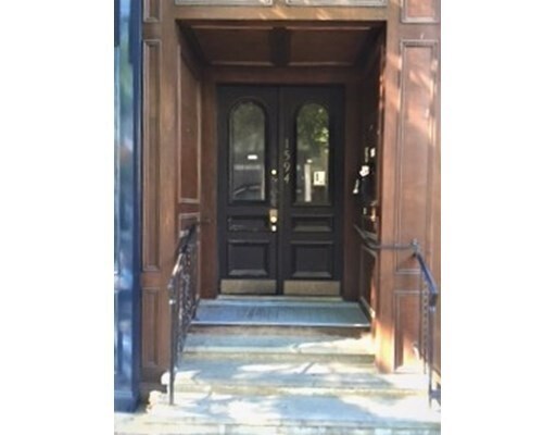 1594 Tremont St-Unit -3 in Boston, MA - Building Photo - Building Photo