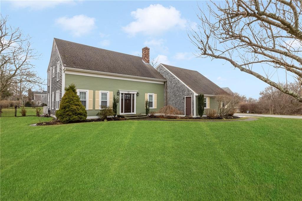 53 River Run in Middletown, RI - Building Photo
