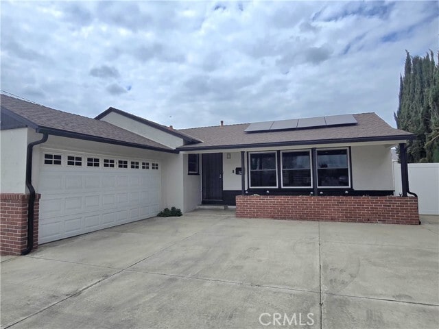 property at 527 N San Antonio Ave