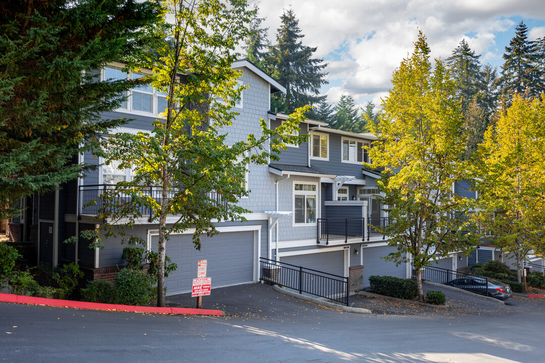 Highlands in Kirkland in Kirkland, WA - Foto de edificio