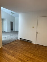 16 Orchard Ln in Norwalk, OH - Foto de edificio - Building Photo