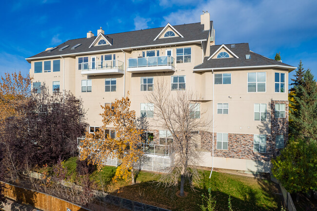 6550-6600 Old Banff Coach Rd SW in Calgary, AB - Building Photo - Building Photo