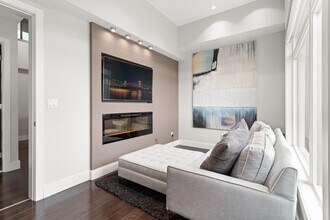 5151-5151 Windermere Blvd S W in Edmonton, AB - Building Photo - Building Photo