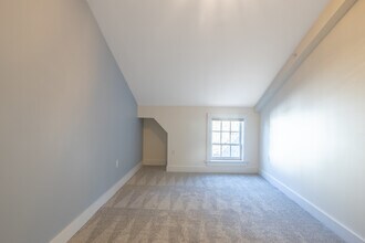 8 Chapel Street Residences in Portsmouth, NH - Foto de edificio - Building Photo