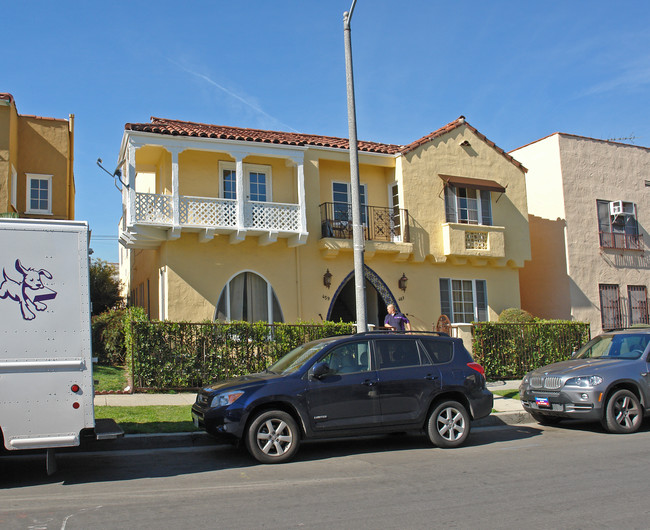 459 N Curson Ave in Los Angeles, CA - Foto de edificio - Building Photo