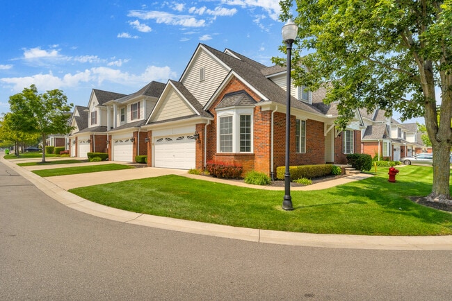 41699 Mitchell Rd in Novi, MI - Building Photo - Building Photo