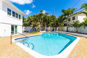 3329 NE 17th St in Fort Lauderdale, FL - Building Photo - Building Photo