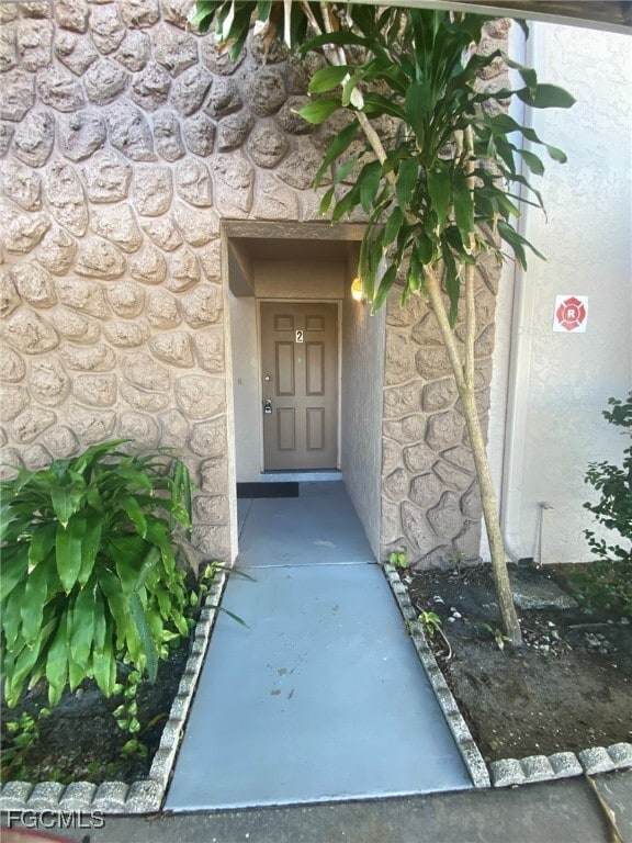 910 SE 14th Terrace in Cape Coral, FL - Building Photo - Building Photo