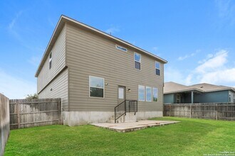 251 Antler Bnd in San Antonio, TX - Building Photo - Building Photo