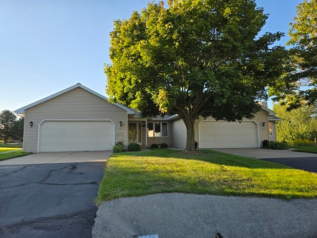 N9673 Emerald Ln, Unit N9673